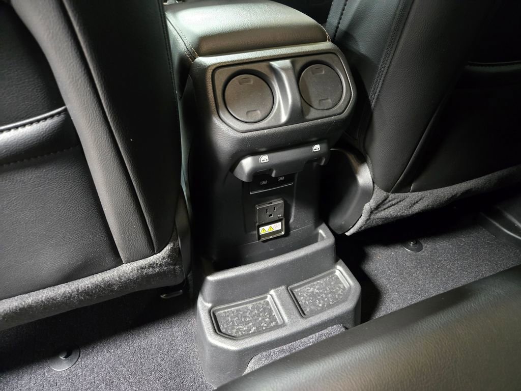 Used 2023 Jeep Wrangler Unlimited Sahara w/ Cold Weather Group AWD/4WD image 37