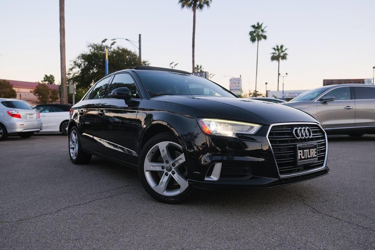 Used 2017 Audi A3 2.0T Premium w/ Convenience Package FWD image 2