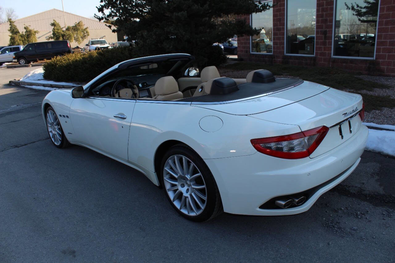 Used 2015 Maserati GranTurismo Convertible image 8