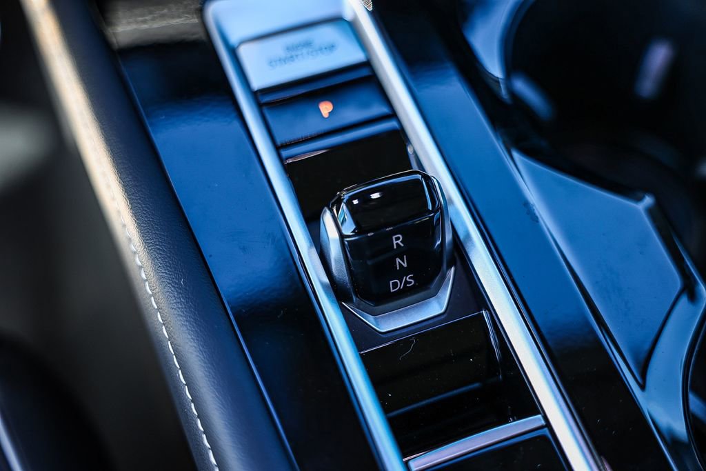 New 2026 Volkswagen Atlas SEL Premium R-Line image 38