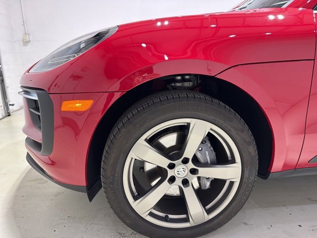 Used 2025 Porsche Macan Turbo image 10