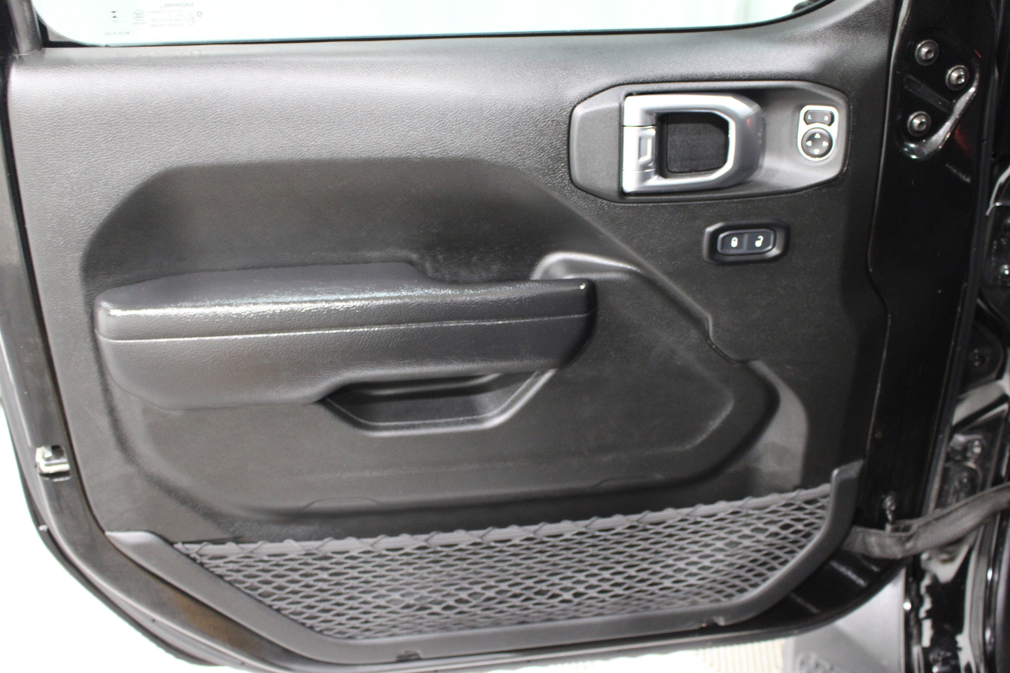 Used 2023 Jeep Gladiator Rubicon w/ LED Lighting Group image 6