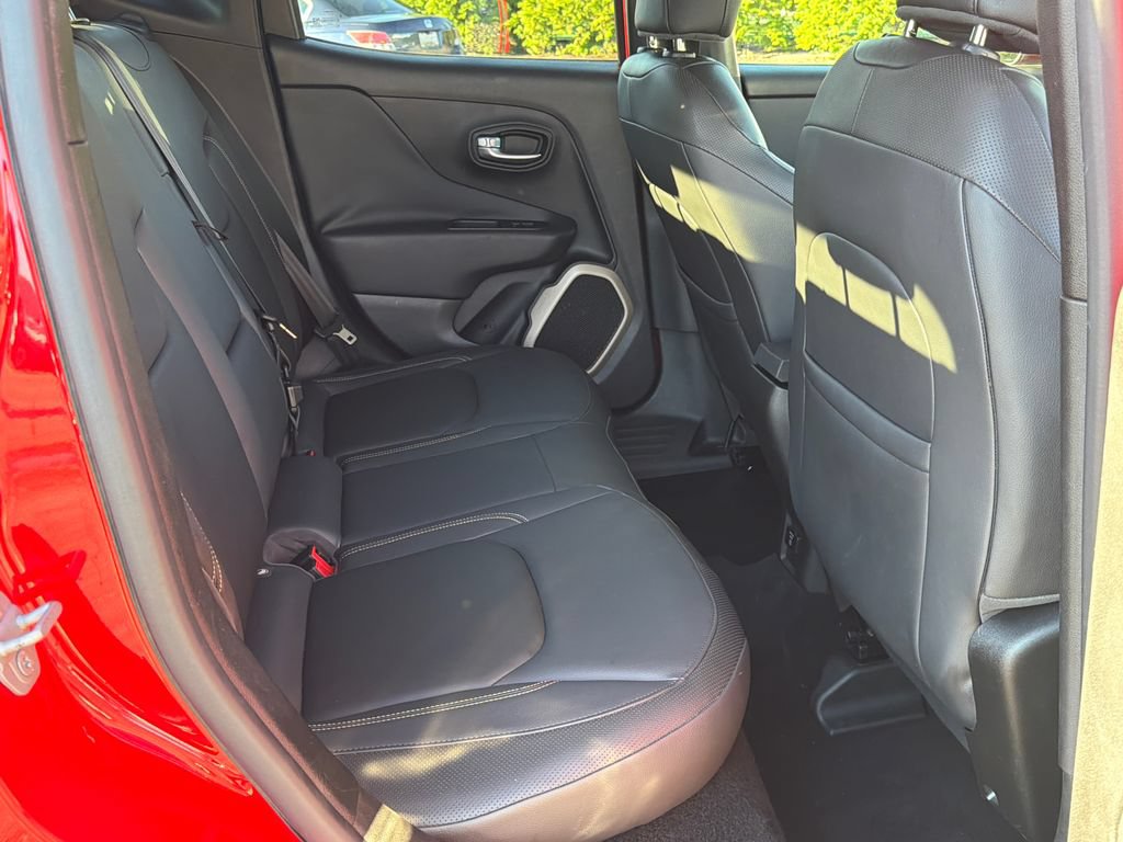 Used 2016 Jeep Renegade Limited AWD/4WD image 10