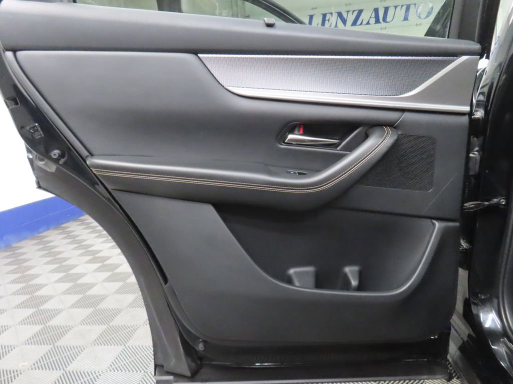 Used 2024 MAZDA CX-90 Plug-In Hybrid w/ Premium Pkg image 48