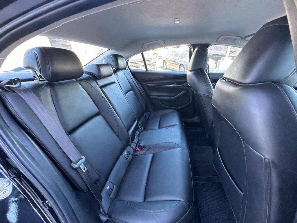 Used 2022 MAZDA MAZDA3 s FWD image 32