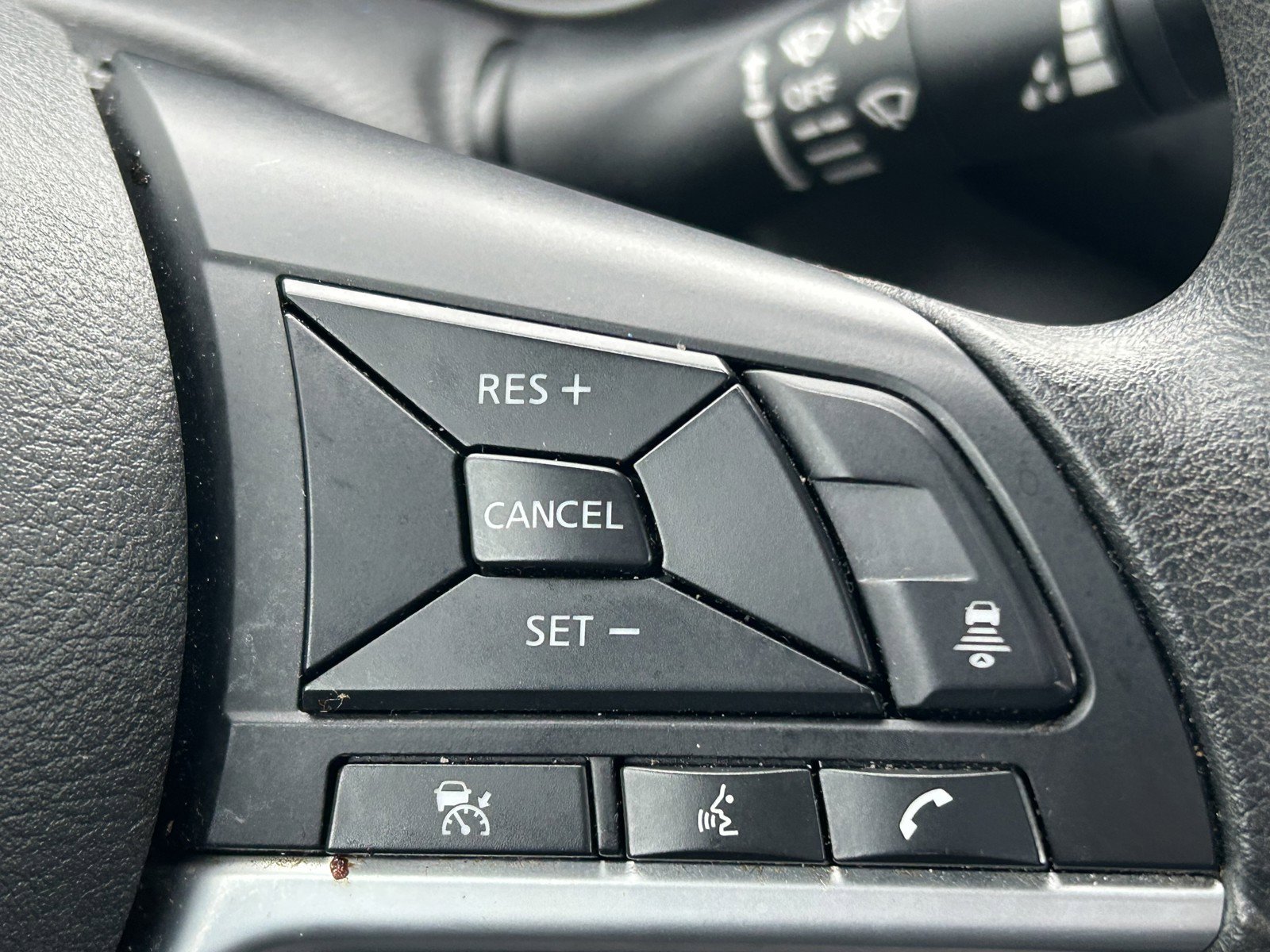 Used 2023 Nissan Sentra SV image 23