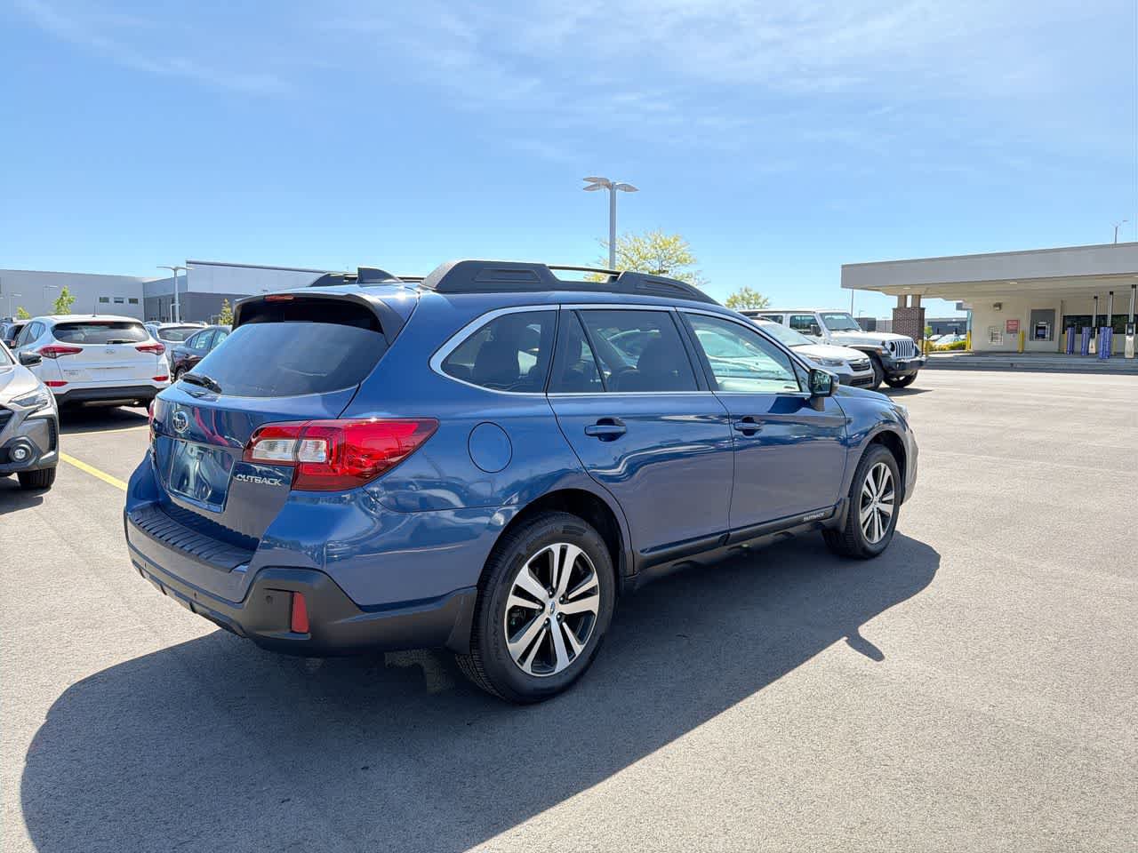 Used 2019 Subaru Outback 2.5i Limited w/ Popular Package #2 AWD/4WD image 13