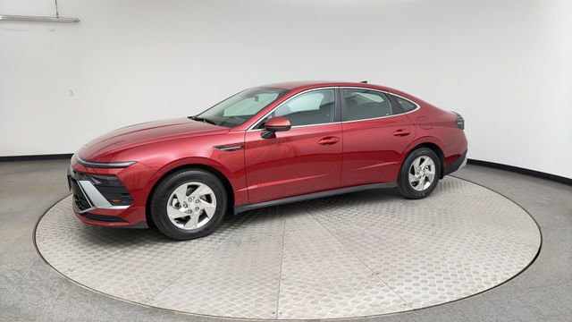 Certified 2025 Hyundai Sonata SE FWD image 6