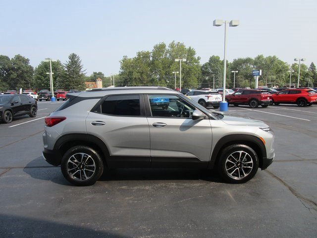 Certified 2024 Chevrolet TrailBlazer LT w/ LT Cold Weather Package image 6