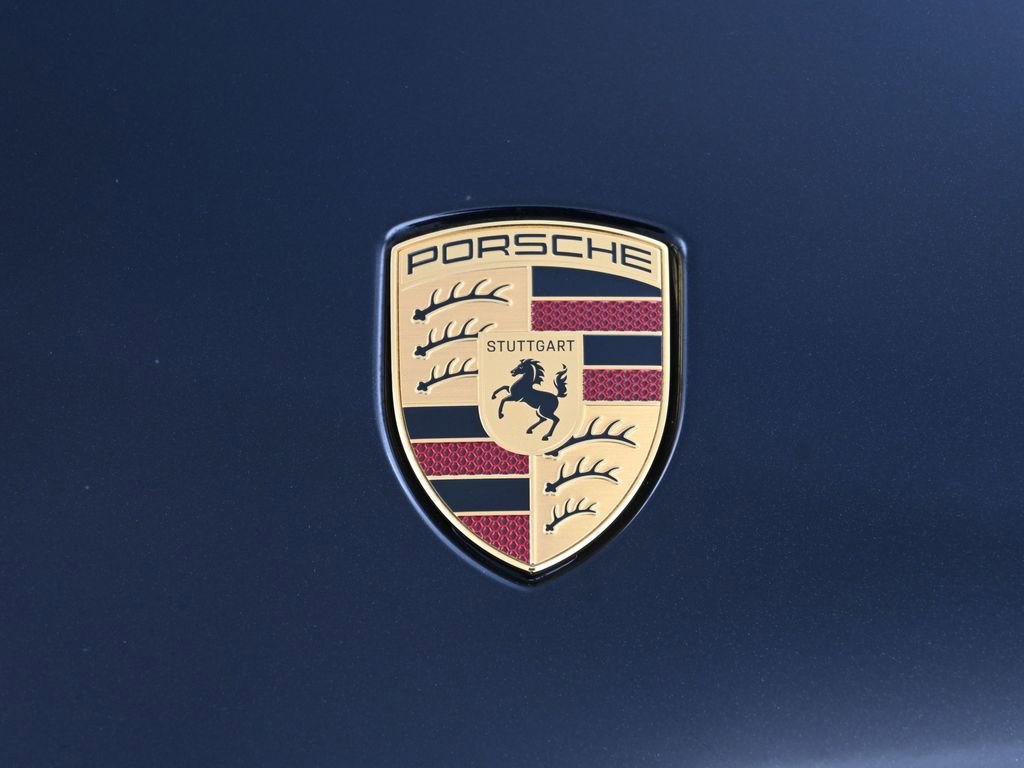 Certified 2025 Porsche Macan 4S Electric image 34
