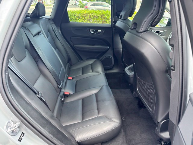 Certified 2024 Volvo XC60 B5 Core w/ Protection Package Premier AWD/4WD image 13