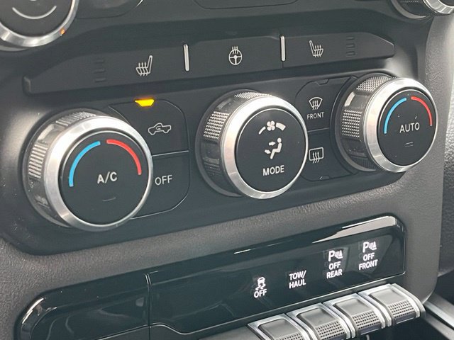 Used 2022 RAM 1500 Big Horn AWD/4WD image 15