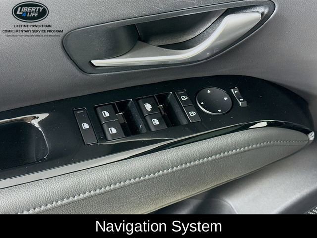 Used 2025 Hyundai Santa Cruz Limited image 18