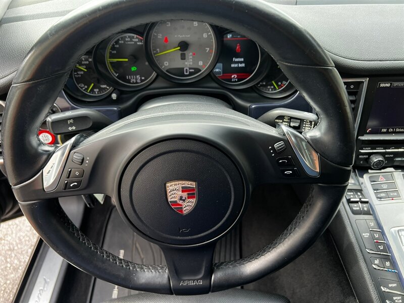 Used 2014 Porsche Panamera S RWD image 30