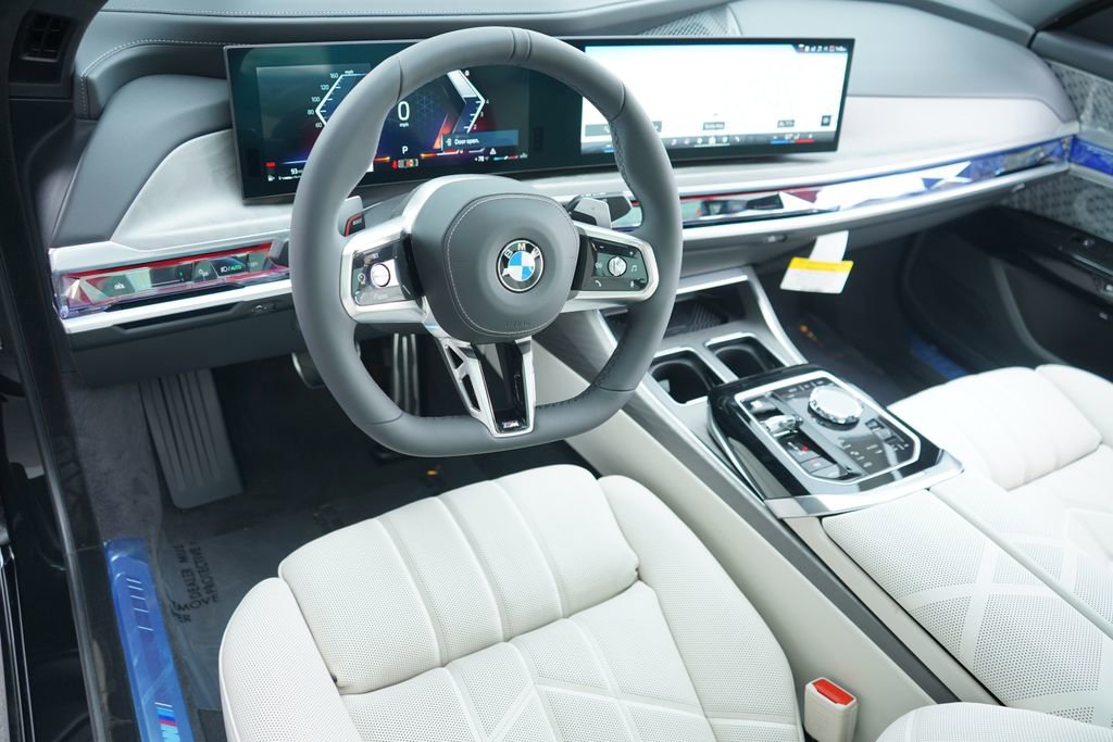 New 2026 BMW 760i xDrive w/ Executive Package image 14