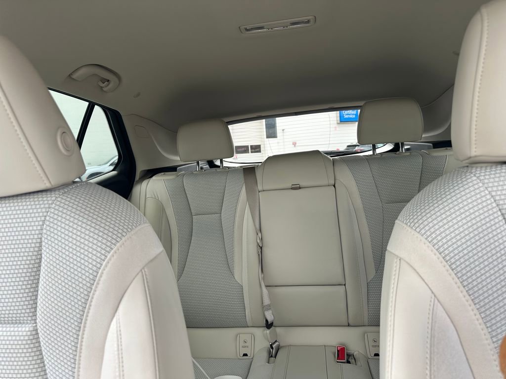 Used 2023 Buick Envision Preferred AWD/4WD image 40