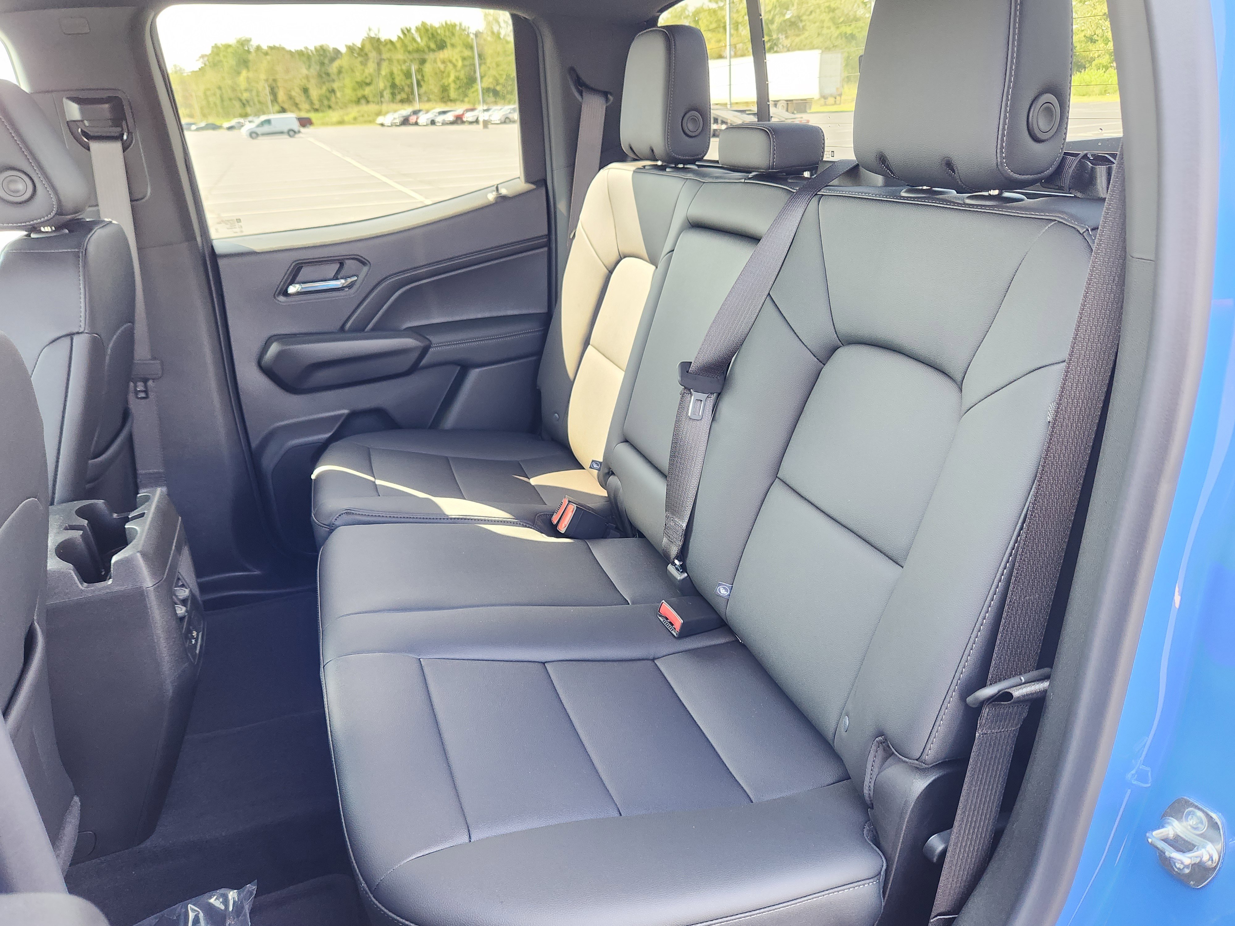 New 2026 GMC Canyon Elevation w/ Convenience Package image 7