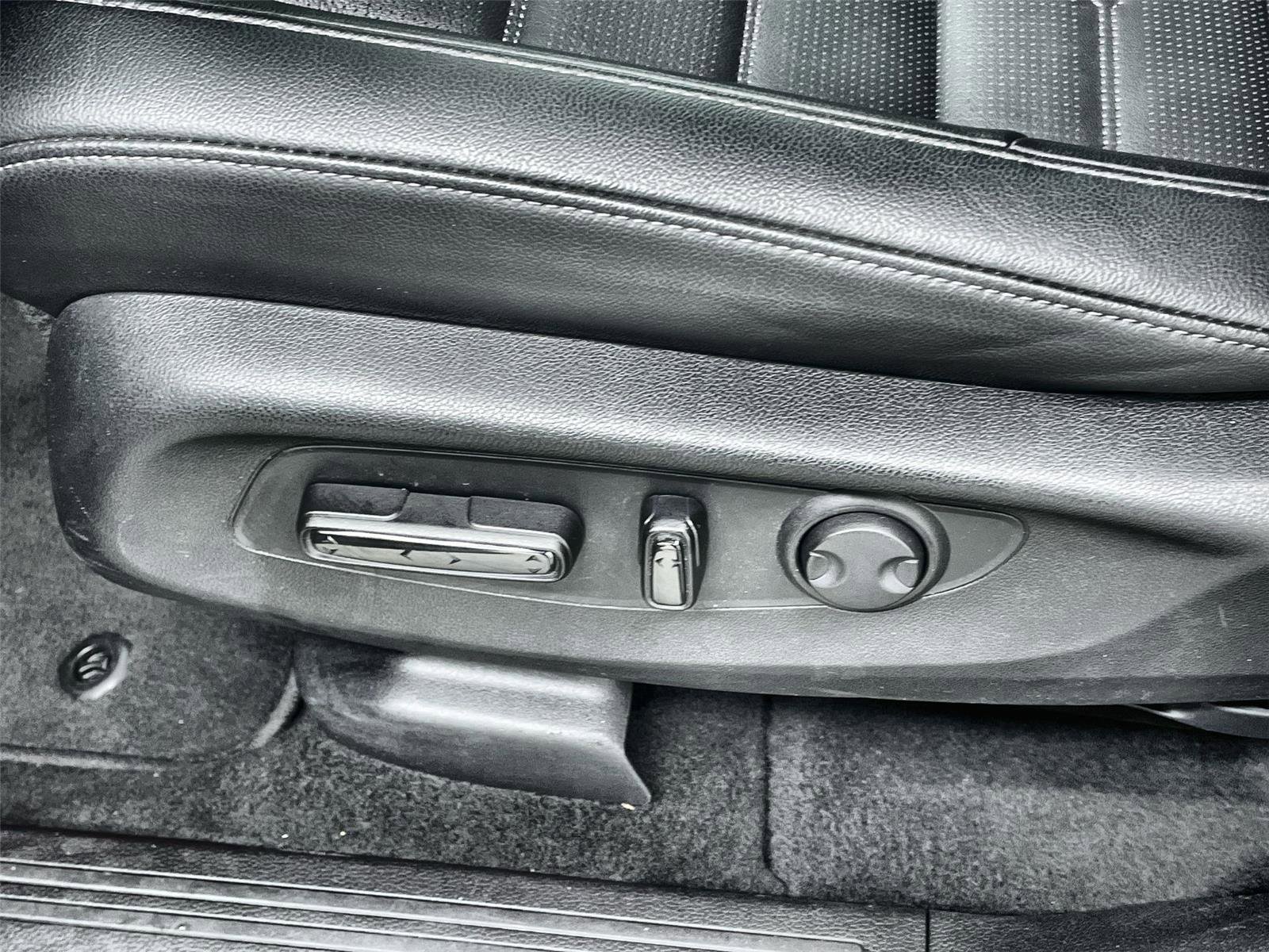 Certified 2025 Honda CR-V EX-L image 13