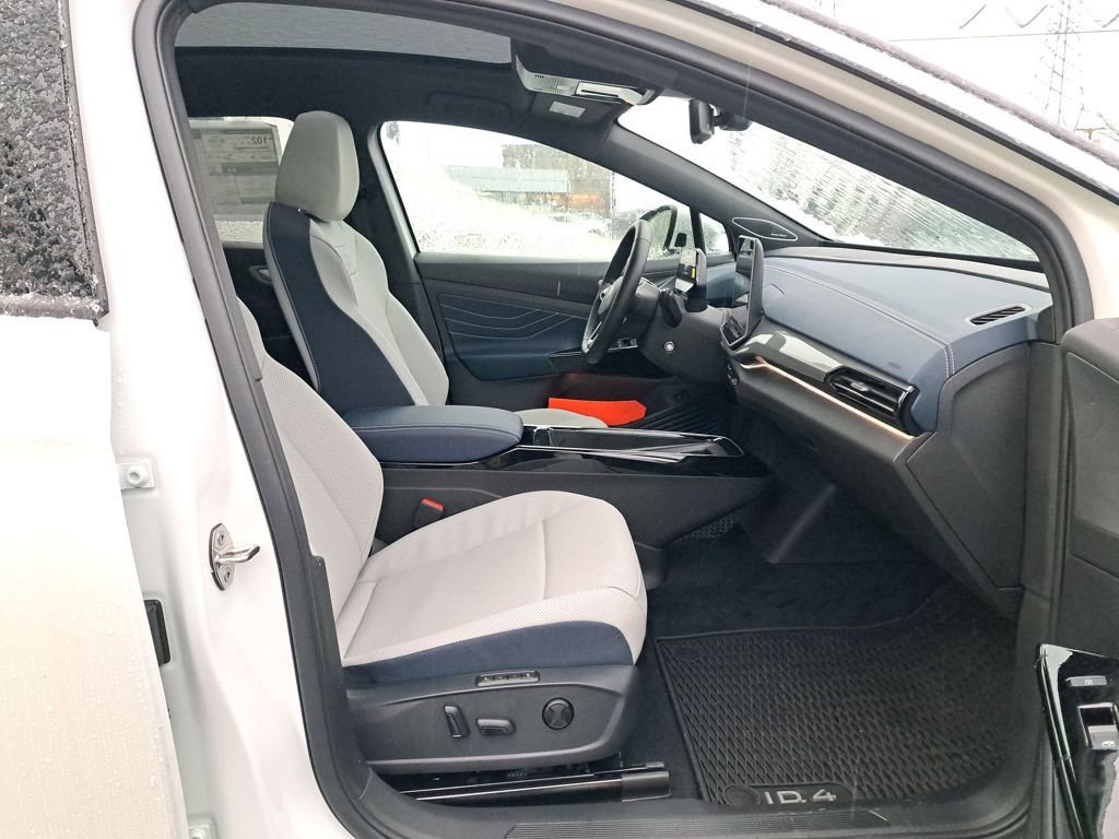 New 2025 Volkswagen ID.4 Pro S Plus image 17