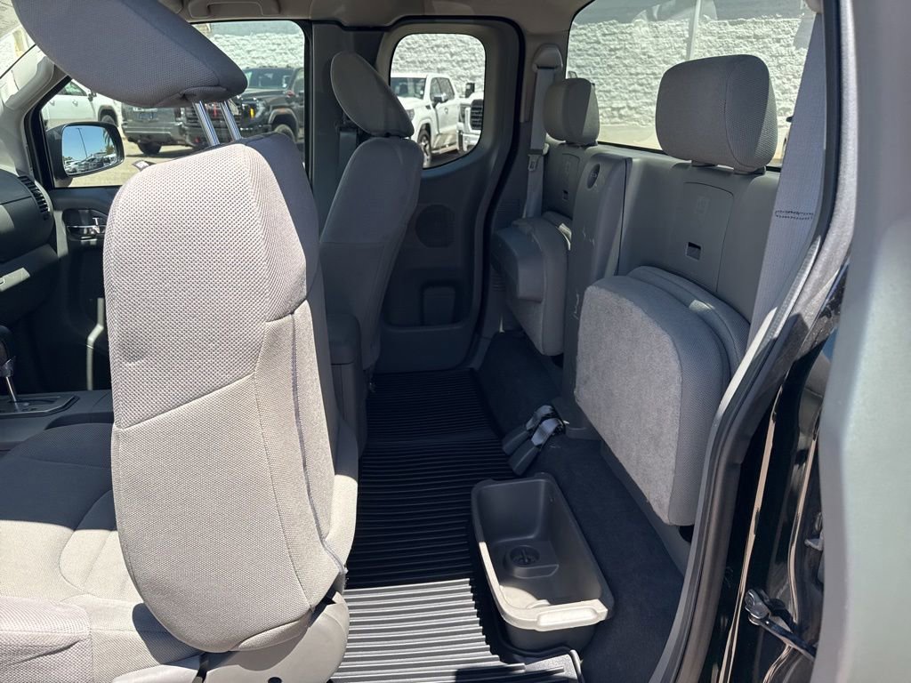 Used 2021 Nissan Frontier S RWD image 17