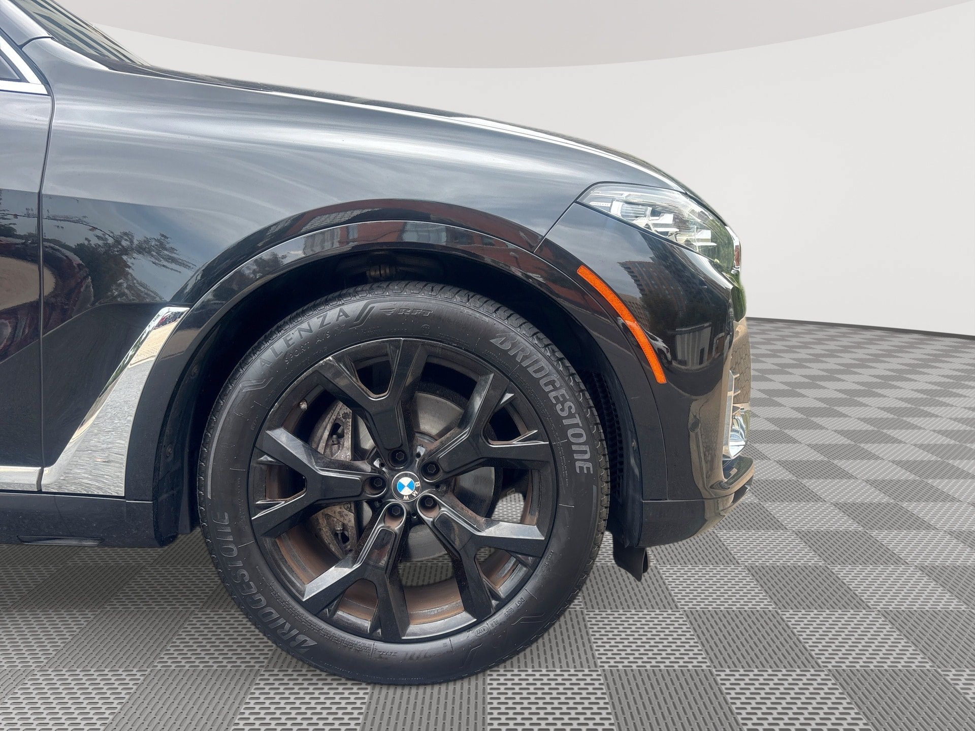 Used 2021 BMW X7 xDrive40i w/ Premium Package AWD/4WD image 31