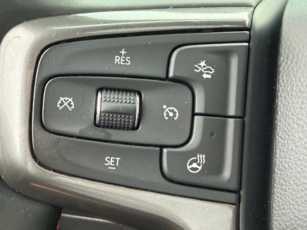 Used 2024 Chevrolet Suburban RST w/ Luxury Package RWD image 33