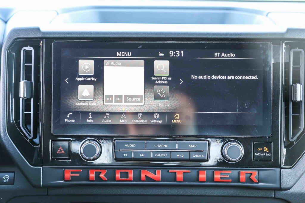 Used 2025 Nissan Frontier PRO-4X w/ Pro Premium Package image 4