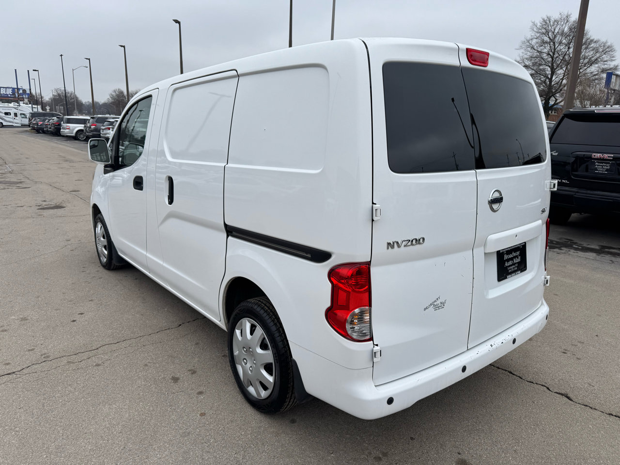 Used 2020 Nissan NV200 SV w/ Sliding Glass Door Package image 5