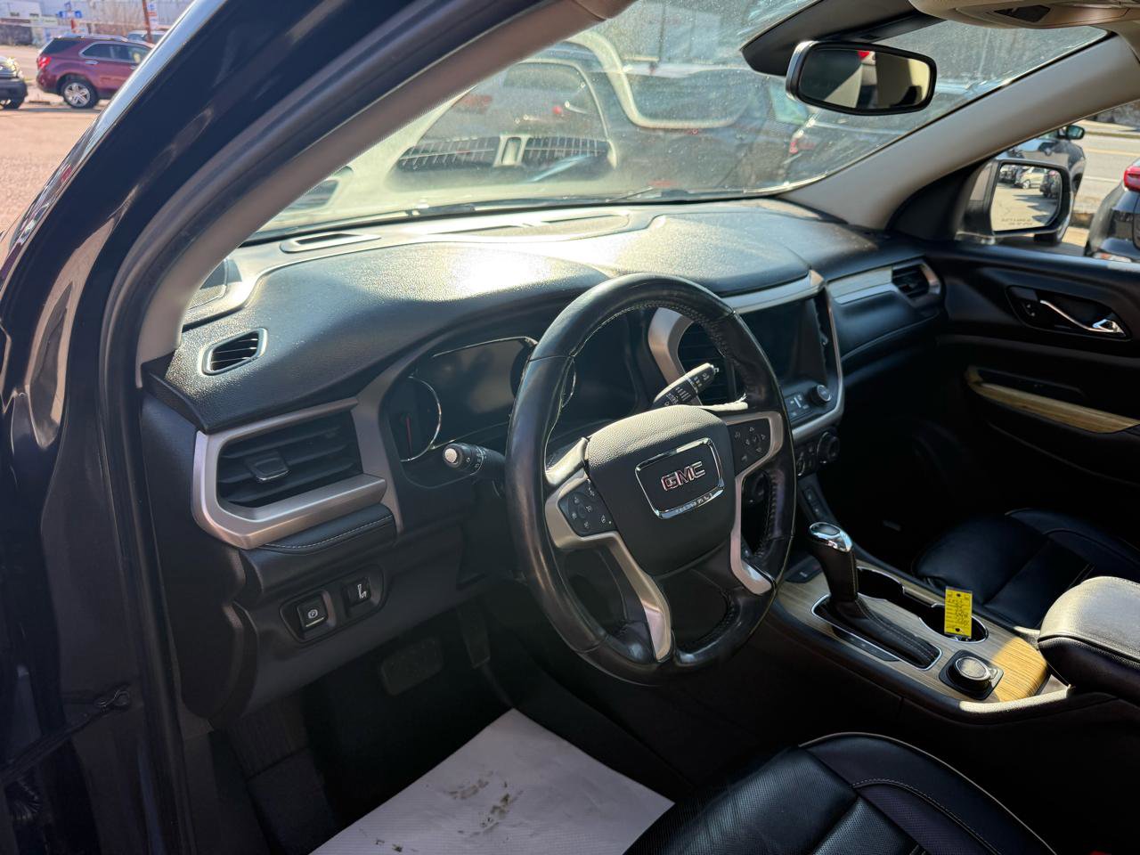 Used 2018 GMC Acadia Denali w/ Technology Package AWD/4WD image 16