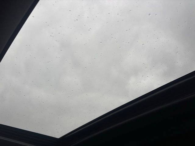 Used 2024 GMC Sierra 2500 AT4 w/ Technology Package image 10