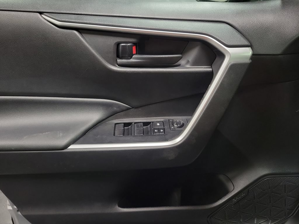 Used 2020 Toyota RAV4 LE w/ All Weather Liner Package FWD image 22