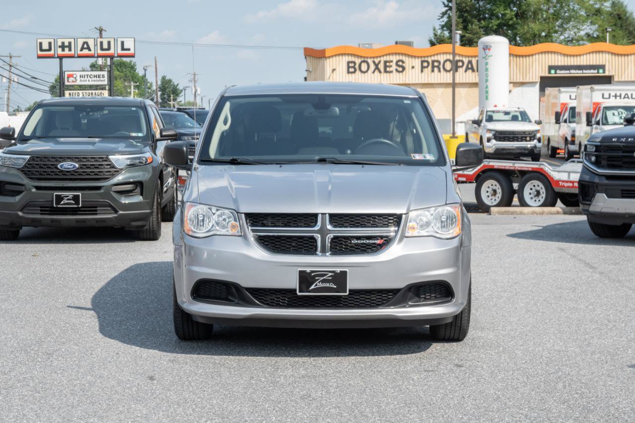 Used 2018 Dodge Grand Caravan SE w/ UConnect Hands-Free Group FWD image 5