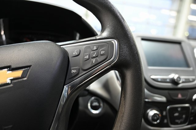 Used 2018 Chevrolet Equinox LS image 22