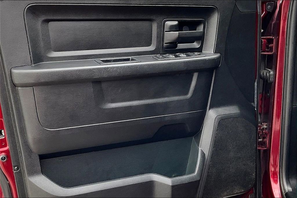 Used 2017 RAM 1500 Express image 18