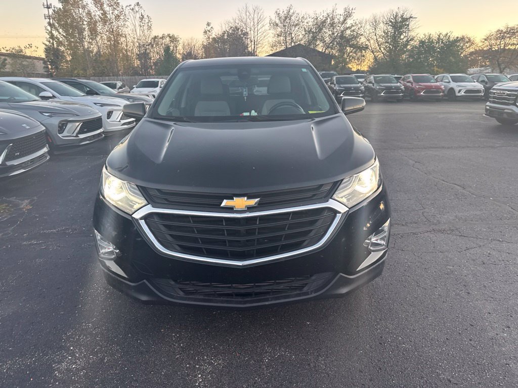 Used 2020 Chevrolet Equinox LT w/ Driver Convenience Package FWD image 3