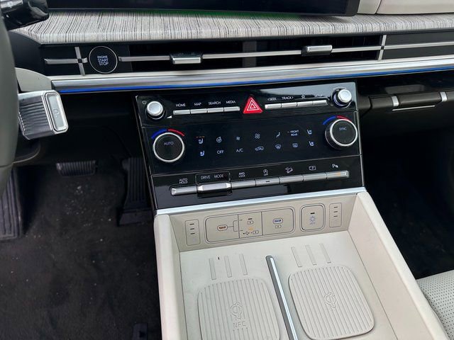 Used 2024 Hyundai Santa Fe Calligraphy image 26