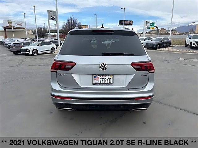Used 2021 Volkswagen Tiguan SE R-Line w/ 3rd Row Seat Package image 4