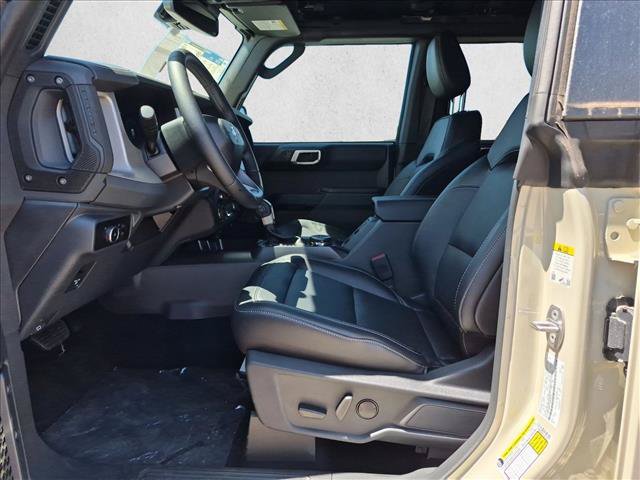 New 2026 Ford Bronco Outer Banks AWD/4WD image 4