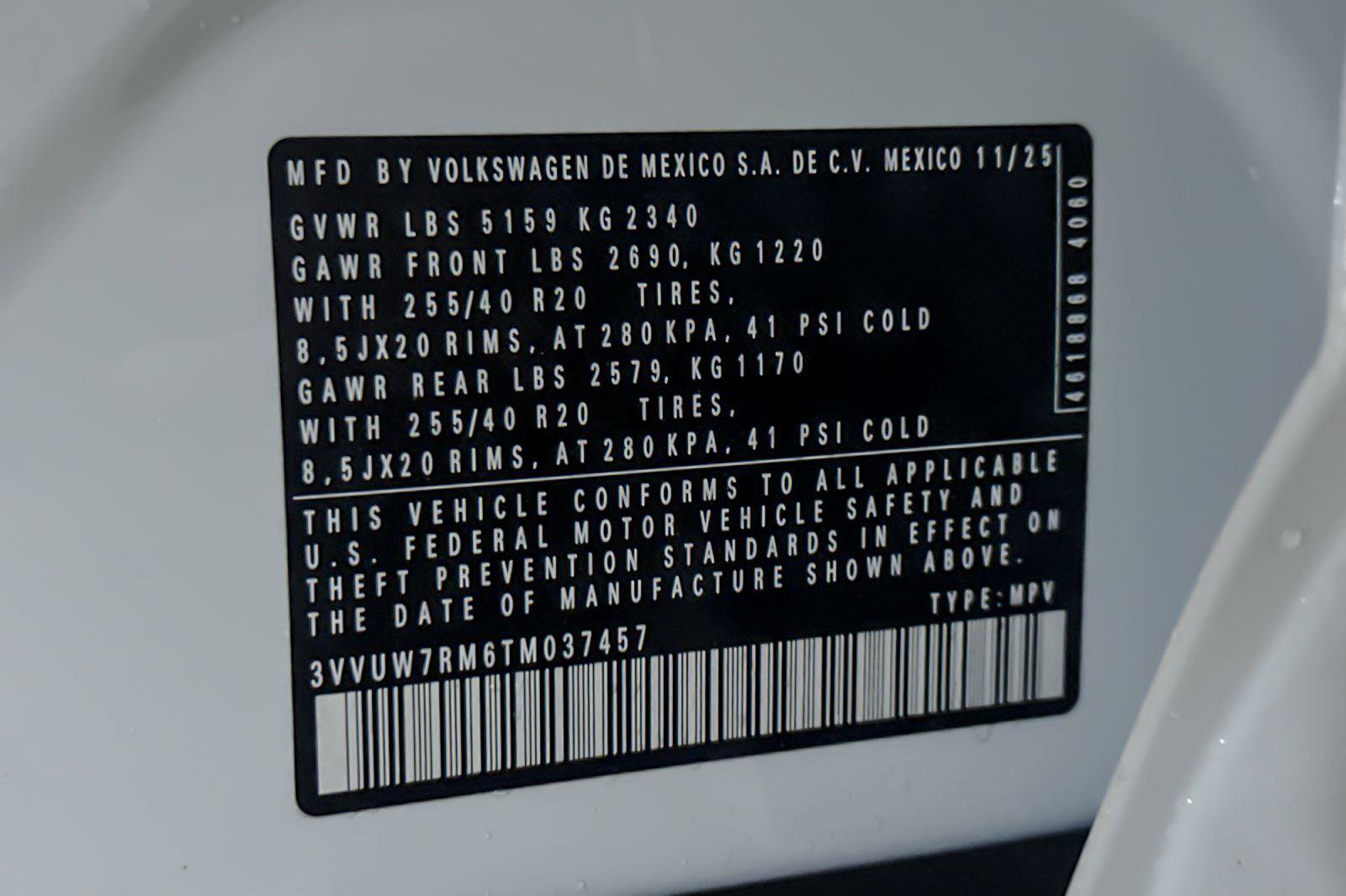 New 2026 Volkswagen Tiguan SEL R-Line AWD/4WD image 28