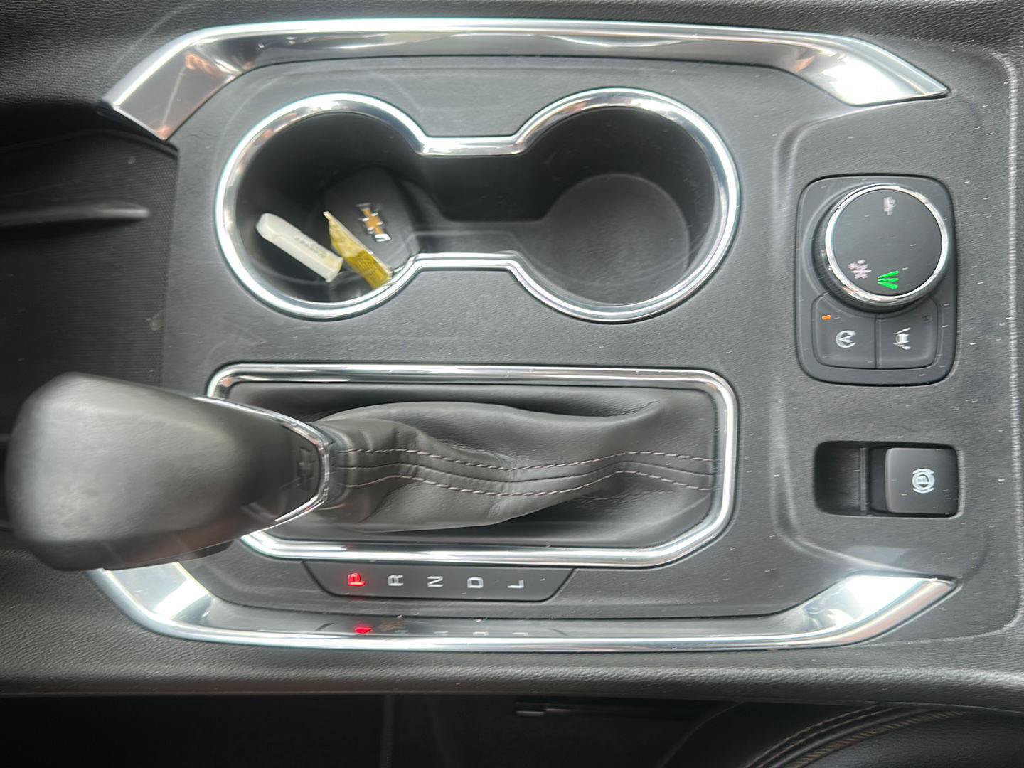 Used 2023 Chevrolet Traverse High Country FWD image 98