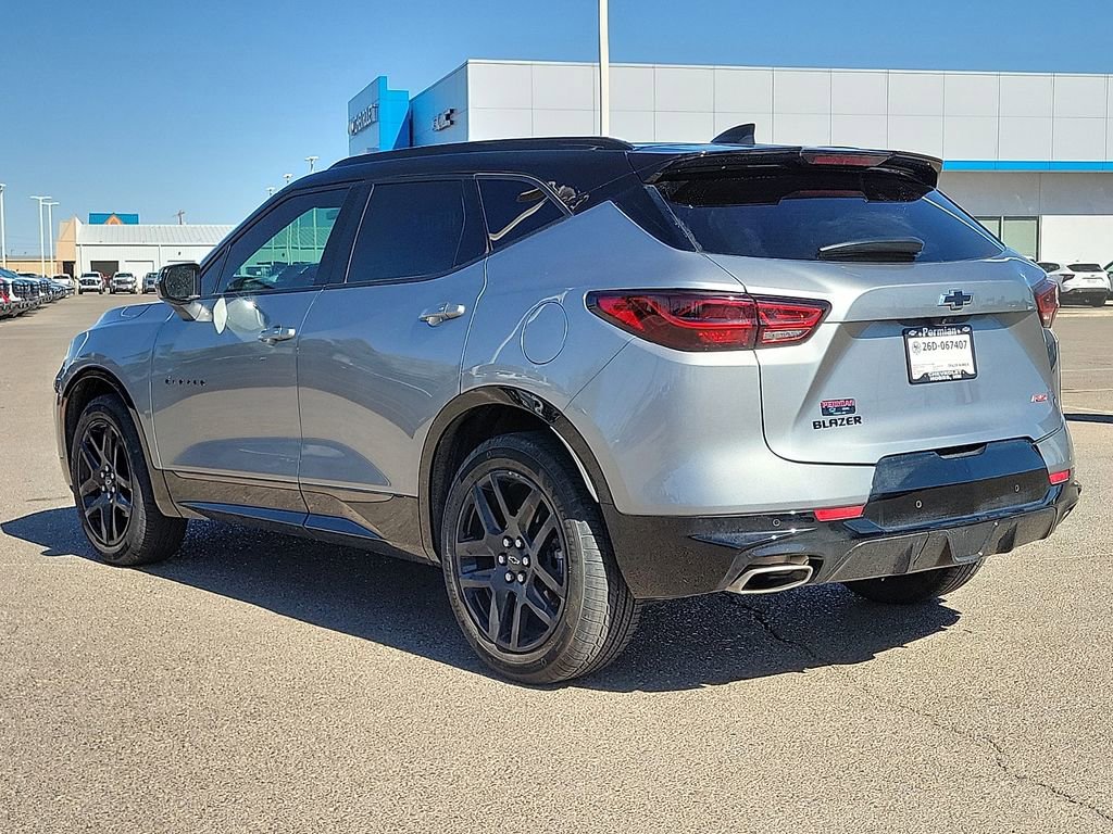 Used 2023 Chevrolet Blazer RS w/ Driver Confidence II Package image 7