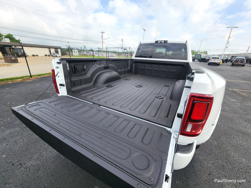 New 2026 RAM 3500 Longhorn AWD/4WD image 21