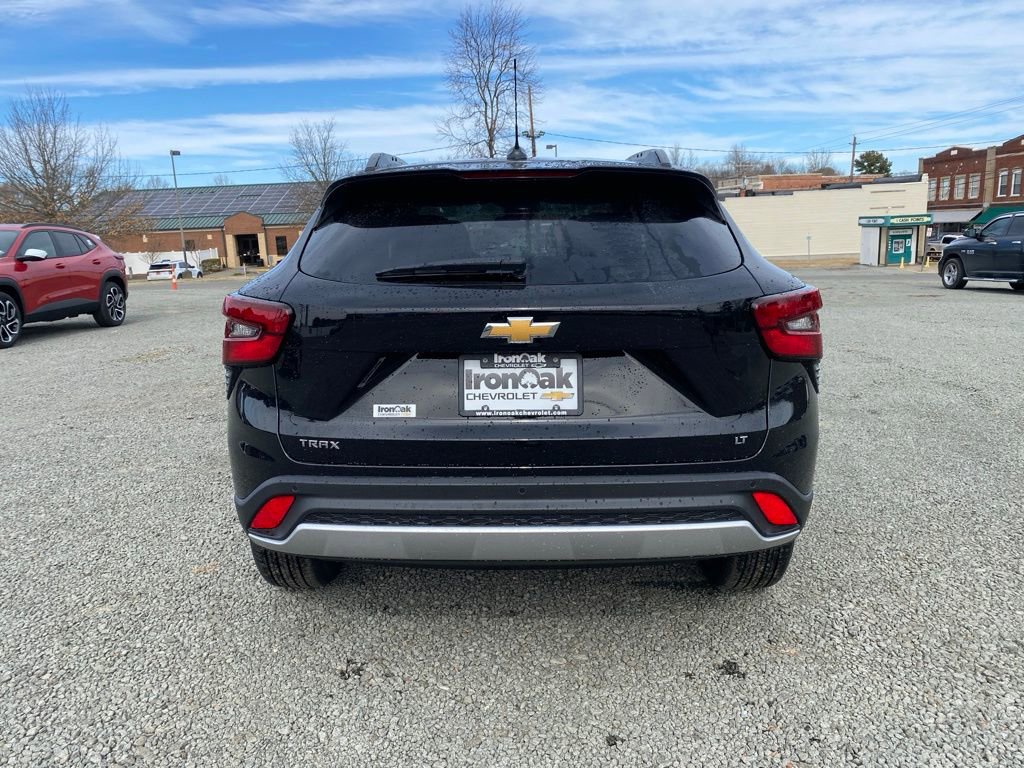 New 2026 Chevrolet Trax LT w/ Driver Confidence Package image 4