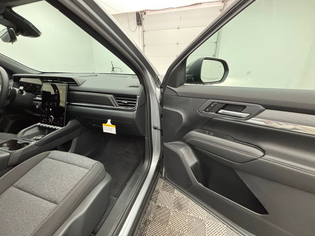 New 2026 GMC Terrain Elevation w/ Technology Package II image 30