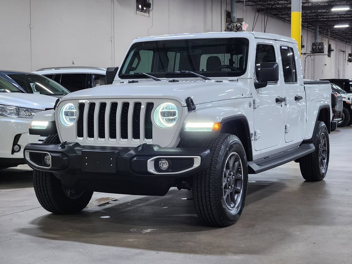 Used 2022 Jeep Gladiator Overland w/ LED Lighting Group AWD/4WD image 4