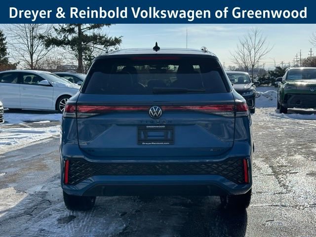 New 2026 Volkswagen Tiguan SE R-Line image 6