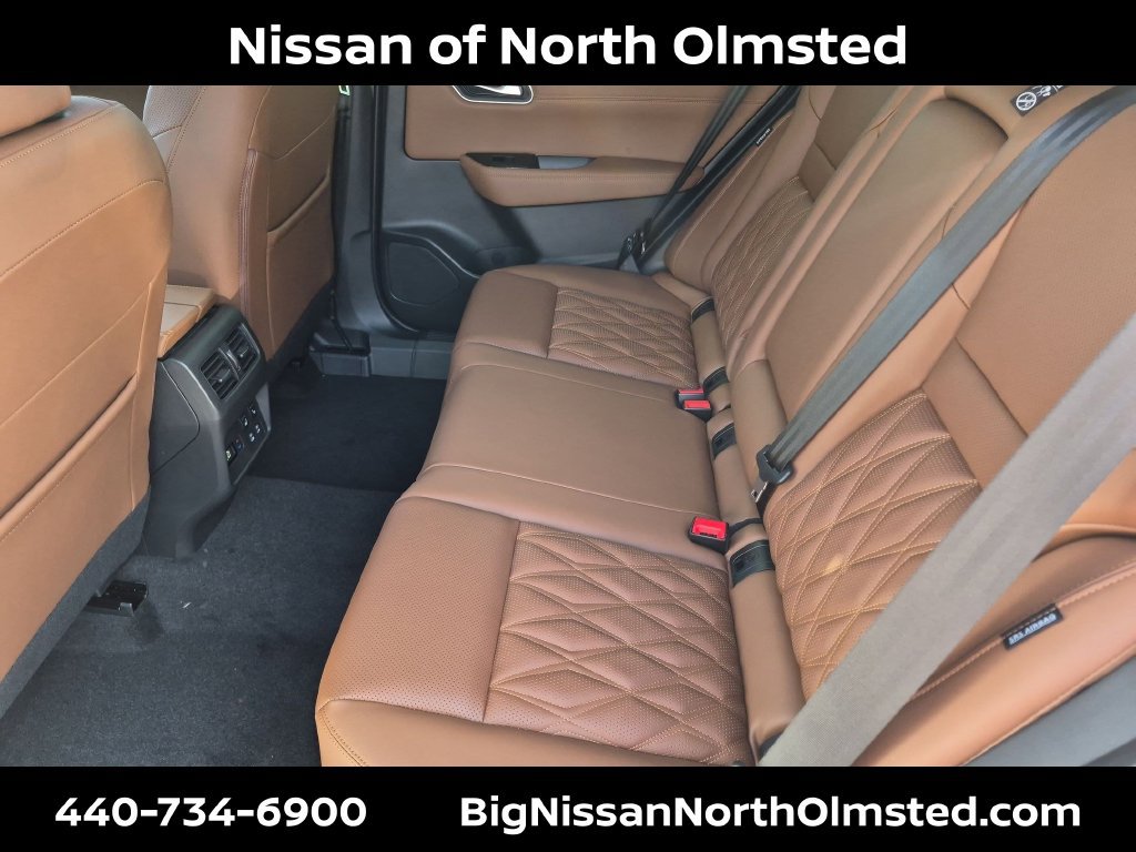 New 2026 Nissan Rogue Platinum w/ Platinum Premium Package AWD/4WD image 18