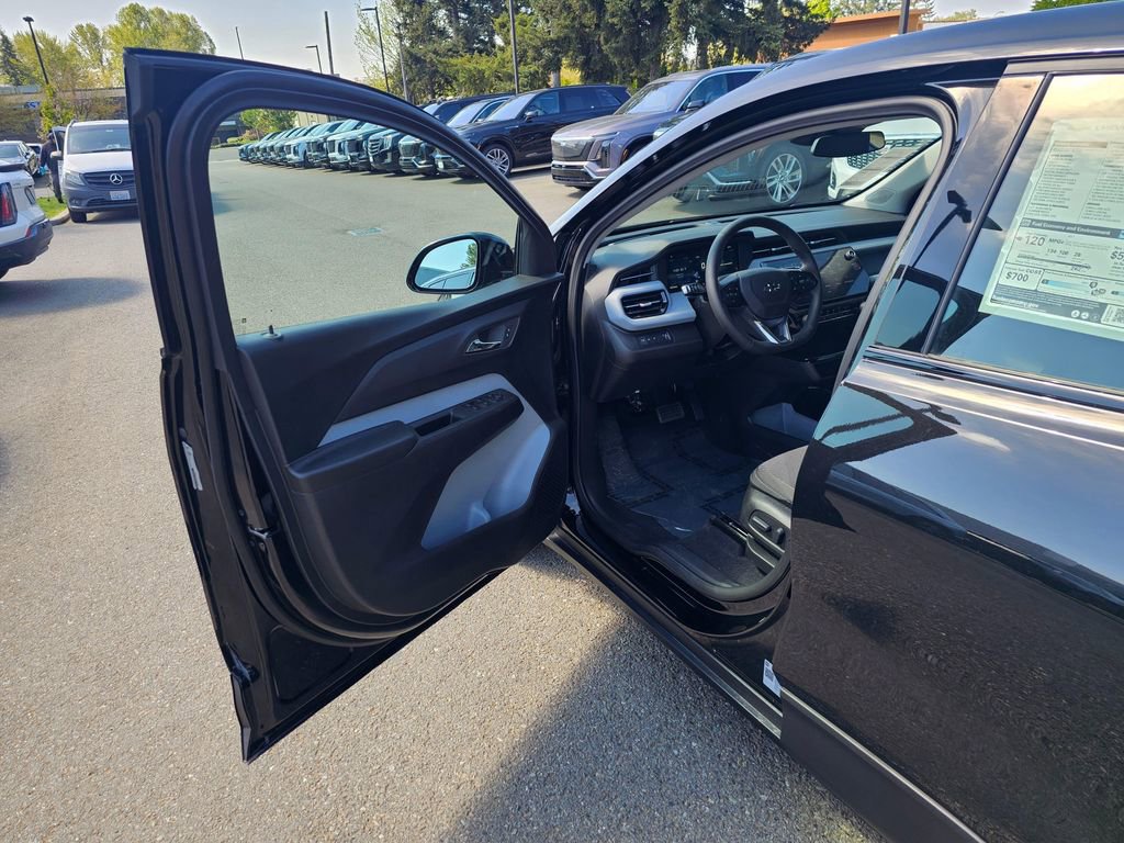 New 2027 Chevrolet Bolt LT FWD image 18