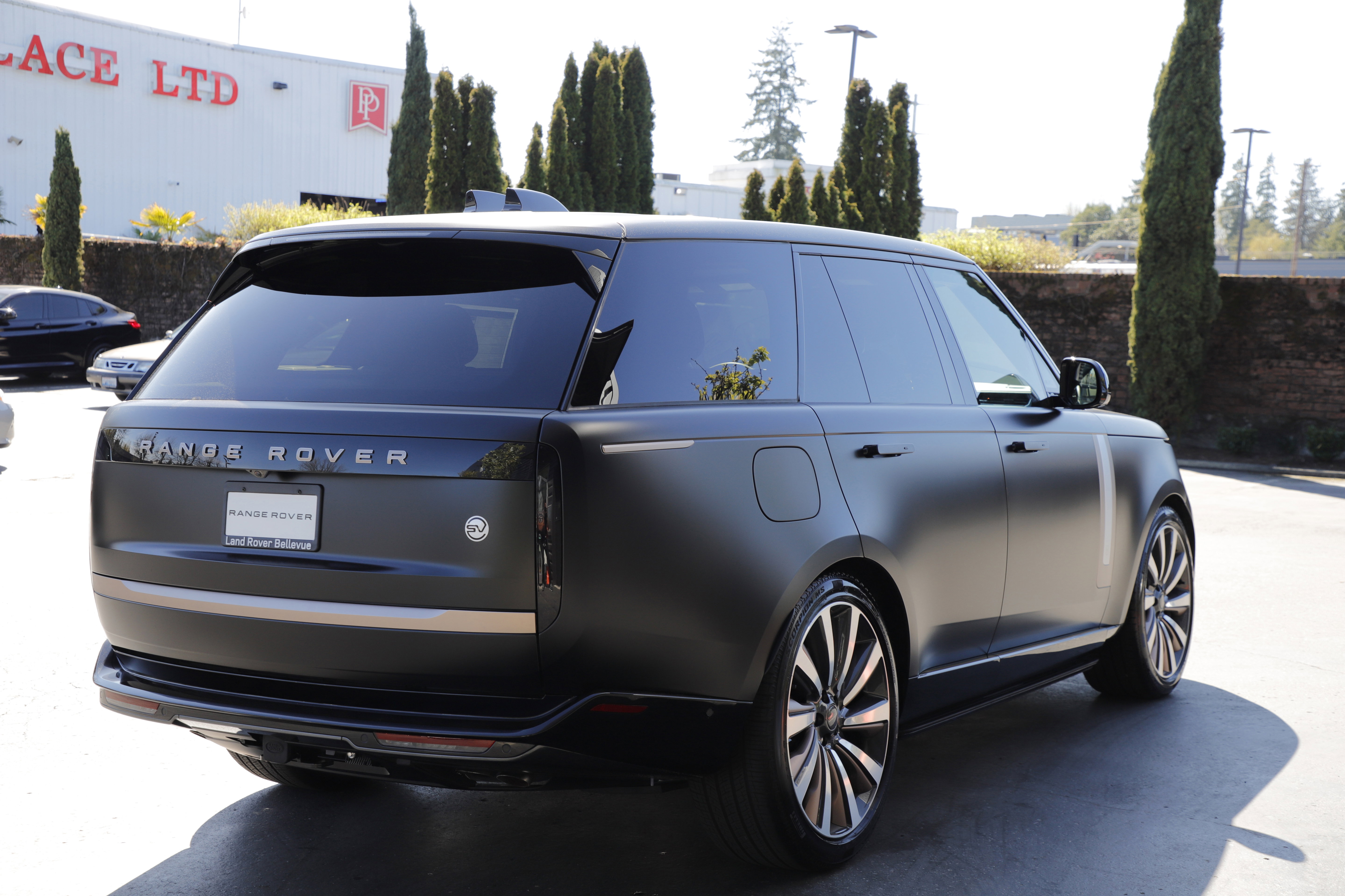 New 2026 Land Rover Range Rover SV AWD/4WD image 10