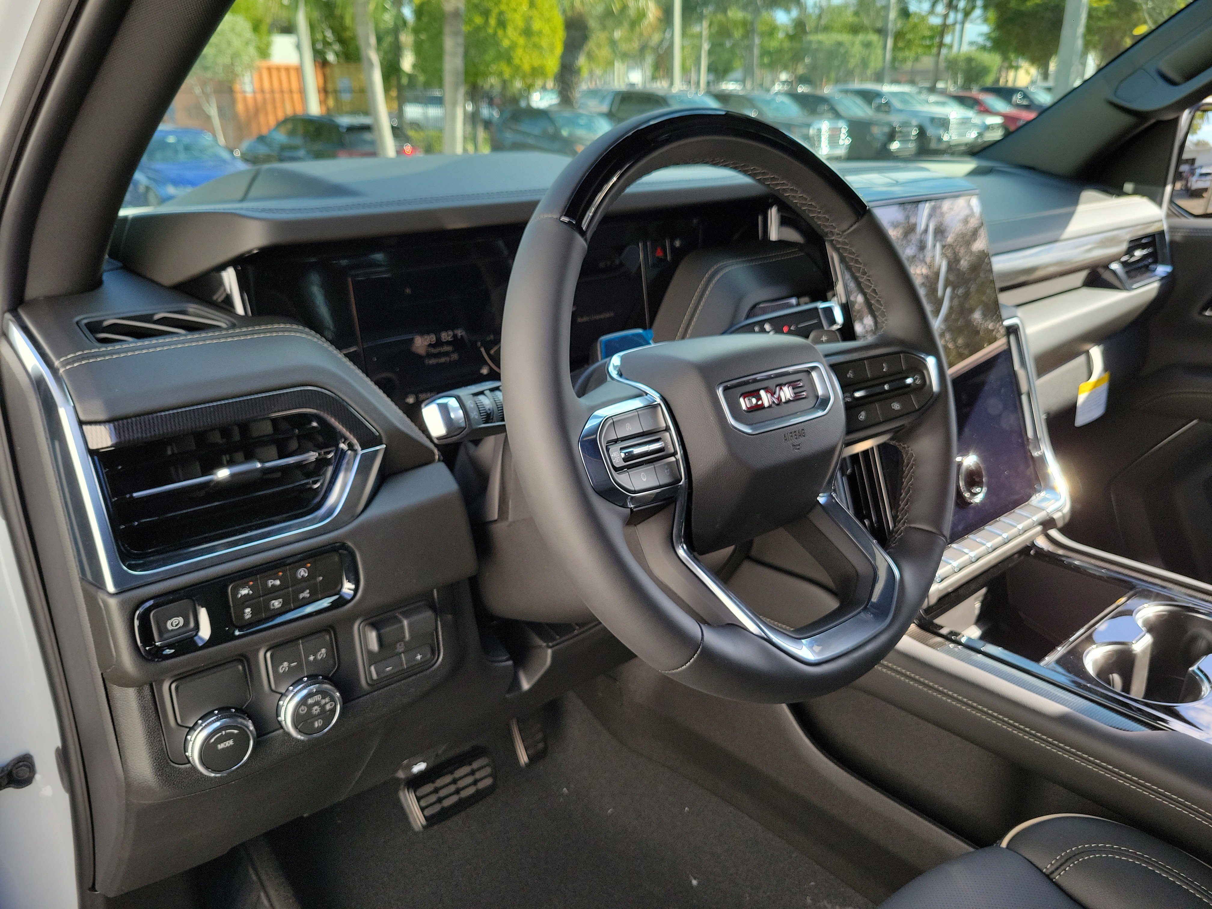 New 2026 GMC Yukon XL Elevation w/ Elevation Premium Package image 21